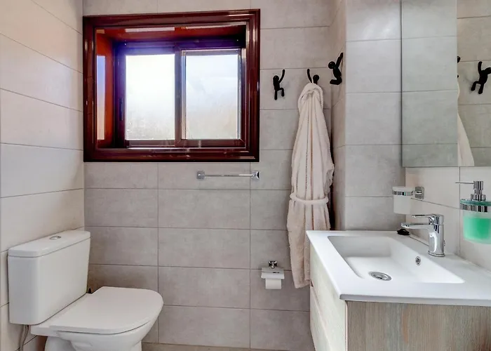 Cozy Two Bedroom In San Blas Golf Del Sur Tenerife 아파트 *